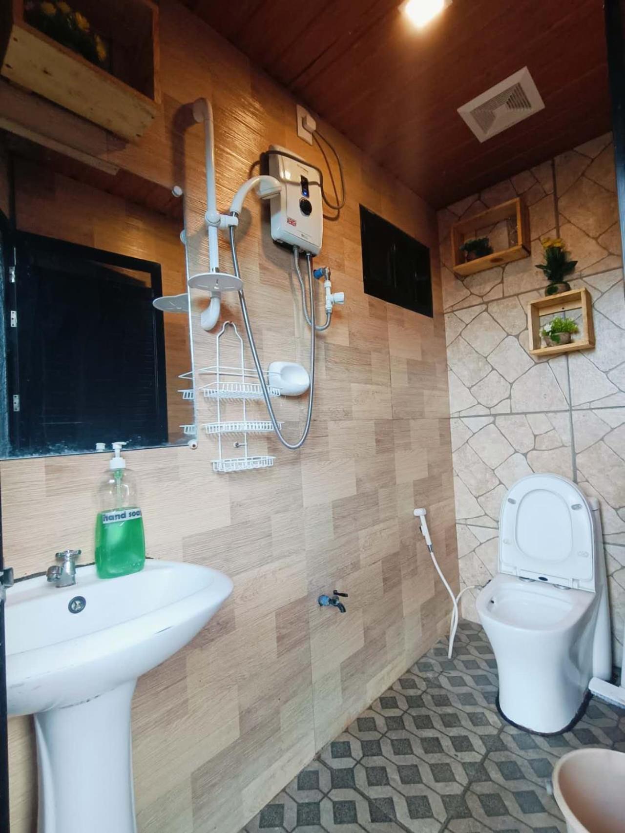 Holyghost Veranda Baguio Transient Guest House 42 Step Rooftop Baguio City Exteriör bild